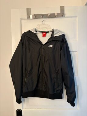 Nike Black Hooded Windbreaker with Contrast Lining